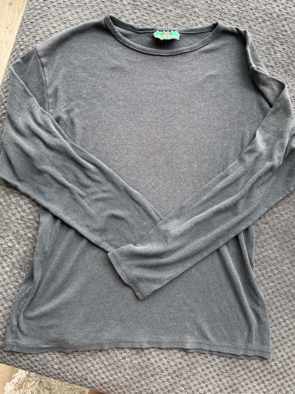 Women Long-Sleeve Vintage Top